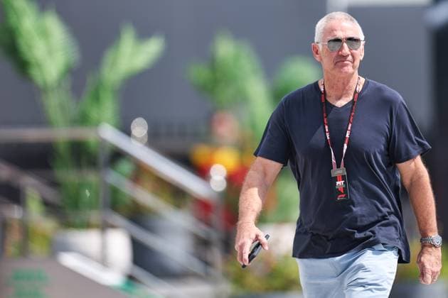 F1 Grand Prix Of Saudi Arabia: Previews Mick Doohan, Moto GP Legend, arrives at the track during previews ahead of the F1 Grand Prix of Saudi Arabia at Jeddah Corniche Circuit in Jeddah, Saudi Arabia, on April 17, 2025. Jeddah Mecca Saudi Arabia  Copyright: xPaddockerx originalFilename:paddocker-f1grandp250417_npAjV.jpg