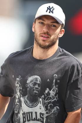 F1 Grand Prix Of Saudi Arabia: Previews Pierre Gasly of France and BWT Alpine F1 Team arrives at the track during previews ahead of the F1 Grand Prix of Saudi Arabia at Jeddah Corniche Circuit in Jeddah, Saudi Arabia, on April 17, 2025. Jeddah Mecca Saudi Arabia  Copyright: xPaddockerx originalFilename:paddocker-f1grandp250417_npKv4.jpg