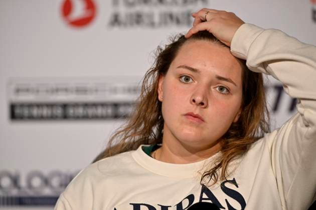 Jule Niemeier GER Portrait in interview pensive Tennis Ladies Porsche Cup Porsche Tennis Grand Prix GP Stuttgart 2025 Porsche Arena 17 04 2024 DFL REGULATIONS PROHIBIT ANY USE OF PHOTOGRAPHS AS IMAGE SEQUENCES AND OR QUASI VIDEO Tennis Ladies Porsche Cup Porsche Tennis Grand Prix GP Stuttgart 2025