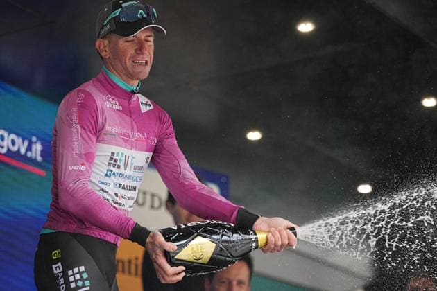 FIORELLI Filippo ciclamino jersey during the Giro d™Abruzzo, stage 3 from San Demetrio ne Vestini to Roccaraso (Aremogna) (160 km) - Abruzzo - Thursday, April 17, 2025. - cycling .  Copyright: xMarcoxAlpozzi LaPressex