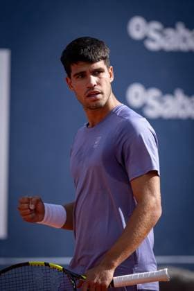 Carlos Alcaraz (Spain) celebrate during the round of 16 match for the ATP, Tennis Herren 500 Barcelona Open Banc Sabadell 2025 - Conde de Godo at Real Club de Tenis de Barcelona, in Barcelona, Spain on April 17, 2025. Photo by Felipe Mondino  Copyright: xFelipexMondino IPAxSportx xipa-agency.netx xx IPA_56600627 IPA_Agency_IPA56600627