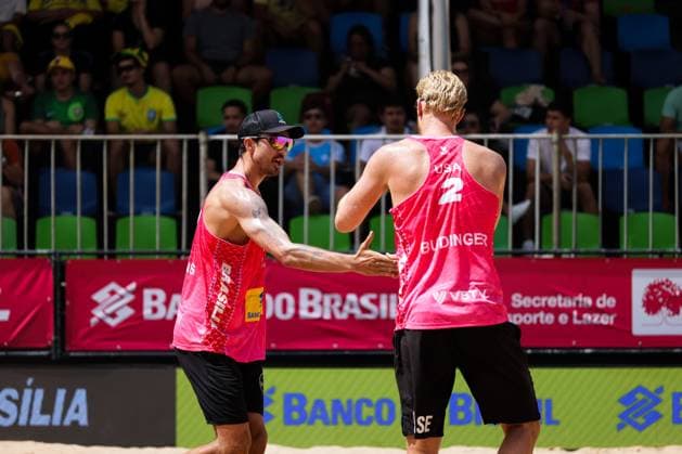 Beach Pro Tour Elite 16 in Brasilia BRASÍLIA, DF - 17.04.2025: BEACH PRO TOUR ELITE 16 IN BRASILIA - Arthur and Adrielson face Evans. and Budinger during the BEACH PRO TOUR - ELITE 16 - BRASILIA held at the Sarah Kubitschek City Park in Brasília, DF. (Photo: Wagner Araújo Fotoarena) x2723493x  WagnerxAraújo