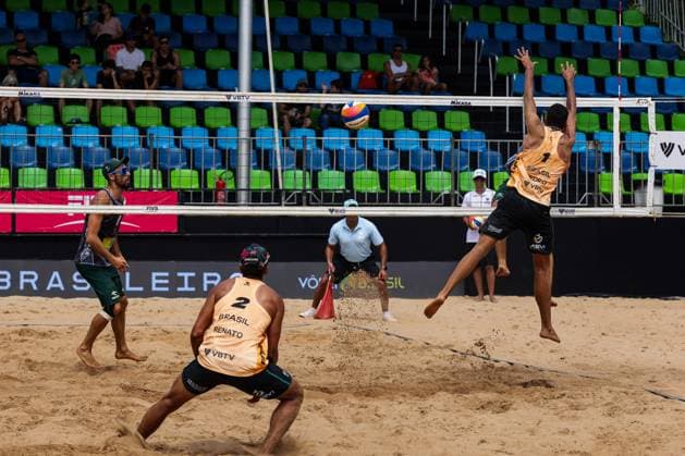Beach Pro Tour Elite 16 in Brasilia BRASÍLIA, DF - 17.04.2025: BEACH PRO TOUR ELITE 16 IN BRASILIA - Pedro and Renato play against Losiak and during BEACH PRO TOUR - ELITE 16 - BRASILIA held at Sarah Kubitschek City Park in Brasília, DF. (Photo: Wagner Araújo Fotoarena) x2723498x  WagnerxAraújo