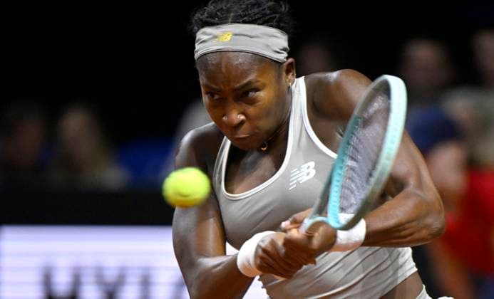 Coco Gauff USA Action Tennis Ladies Porsche Cup Porsche Tennis Grand Prix GP Stuttgart 2025 Porsche Arena 17 04 2024 DFL REGULATIONS PROHIBIT ANY USE OF PHOTOGRAPHS AS IMAGE SEQUENCES AND OR QUASI VIDEO Tennis Ladies Porsche Cup Porsche Tennis Grand Prix GP Stuttgart 2025