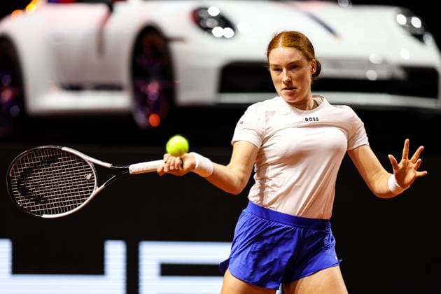 in the picture Ella Seidel GER Coco Gauff USA vs Ella Seidel GER GER, Porsche Tennis Grand Prix GP Stuttgart 2025, WTA500, 17 04 2025 GER, Porsche Tennis Grand Prix GP Stuttgart 2025, WTA500, 17 04 2025 Stuttgart Copyright: xEibner-Pressefoto RogerxBuerkex EP