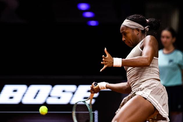 in the picture Coco Gauff USA Coco Gauff USA vs Ella Seidel GER GER, Porsche Tennis Grand Prix GP Stuttgart 2025, WTA500, 17 04 2025 GER, Porsche Tennis Grand Prix GP Stuttgart 2025, WTA500, 17 04 2025 Stuttgart Copyright: xEibner-Pressefoto RogerxBuerkex EP