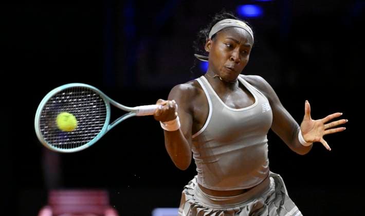 Coco Gauff USA Action Tennis Ladies Porsche Cup Porsche Tennis Grand Prix GP Stuttgart 2025 Porsche Arena 17 04 2024 DFL REGULATIONS PROHIBIT ANY USE OF PHOTOGRAPHS AS IMAGE SEQUENCES AND OR QUASI VIDEO Tennis Ladies Porsche Cup Porsche Tennis Grand Prix GP Stuttgart 2025