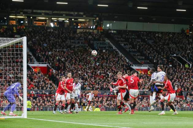 Manchester United, ManU FC v Olympique Lyonnais Lyon midfielder Paul Akouokou (4) heads the ball at goal Manchester United goalkeeper Andre Onana (24) during the Manchester United FC v Olympique Lyonnais UEFA Europa League Quarter-Final 2nd leg match at Old Trafford, Manchester, England, United Kingdom on 17 April 2025 Credit: Phil Duncan Every Second Media Editorial use only. All images are copyright Every Second Media Limited. No images may be reproduced without prior permission. Copyright: xIMAGO EveryxSecondxMediax ESM-1423-0008 PhilxDuncanx xEveryxSecondxMediax