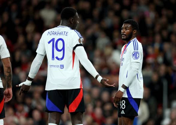 Manchester United, ManU v Olympique Lyonnais - UEFA Europa League 2024 25 Quarter Final Second Leg Ainsley Maitland-Niles of Olympique Lyonnais and Moussa Niakhate of Olympique Lyonnais react during the UEFA Europa League 2024 25 Quarter Final Second Leg match between Manchester United and Olympique Lyonnais at Old Trafford on April 17, 2025 in Manchester, England. Manchester Old Trafford England United Kingdom Copyright: xRichardxSellers Sportsphoto APLx 14125707