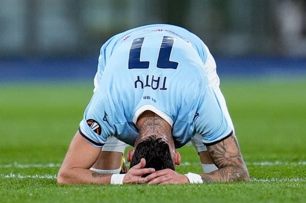 S.S. Lazio v FK Bodo Glimt - UEFA Europa League 2024 25 Quarter Final Second Leg Taty Castellanos of SS Lazio looks dejected during the UEFA Europa League 2024 25 Quarter Final Second Leg match between S.S. Lazio and FK Bodo Glimt at Stadio Olimpico on April 17, 2025 in Rome, Italy. Rome Stadio Olimpico Rome Italy Copyright: xGiuseppexMaffiax UEL_Lazio-BodoGlimt_170425_BRU9368