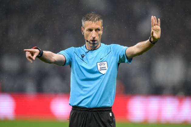 Soccer, UEFA Europa League, 20250417, SG Eintracht Frankfurt Tottenham Hotspur In the picture Referee Davide MASSA ITA Frankfurt Deutsche Bank Park Hessen Germany Copyright: Passion2Press MarkusxFischerx