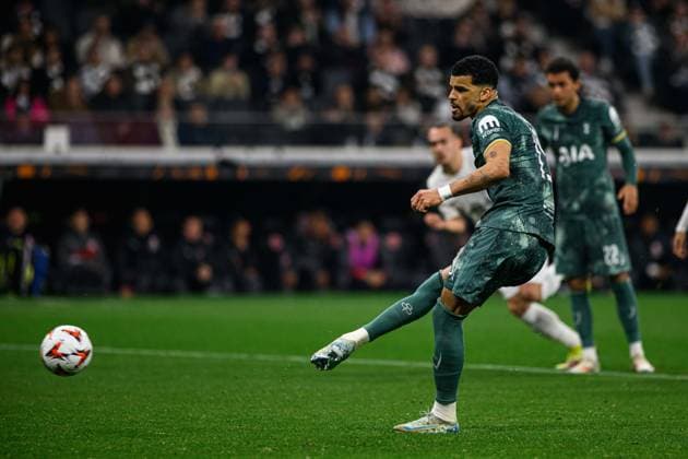 FRANKFURT, GERMANY - 17 APRIL, 2025: Dominic Solanke - The UEFA Europa League football match between Eintracht Frankfurt vs Tottenham Hotspur F.C. at Deutsche Bank Park.  Copyright: xVitaliixKliuievx