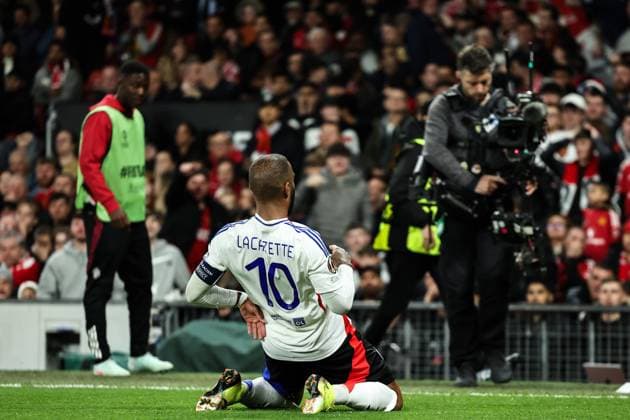 UEFA Europa League Quarter-finals Manchester United, ManU v Lyon Alexandre Lacazette of Lyon celebrates his goal to make it 2-2 during the UEFA Europa League Quarter-finals match Manchester United vs Lyon at Old Trafford, Manchester, United Kingdom, 17th April 2025 (Photo by Mark Cosgrove News Images) Manchester Old Trafford Greater Manchester United Kingdom Copyright: xMarkxCosgrove NewsxImagesx