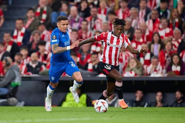 April 17, 2025, Bilbao, Vizcaya, SPAIN: James Tavernier of Rangers FC competes for the ball with Nico Williams of Athletic Club during the UEFA Europa League match between Athletic Club and Rangers FC at San Mames on April 17, 2025, in Bilbao, Spain. Bilbao SPAIN - ZUMAa181 20250417_zaa_a181_141 Copyright: xRicardoxLarreinax