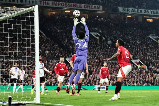 UEFA Europa League Quarter-finals Manchester United, ManU v Lyon AndrÃ Onana of Manchester United claims a high ball during the UEFA Europa League Quarter-finals match Manchester United vs Lyon at Old Trafford, Manchester, United Kingdom, 17th April 2025 (Photo by Mark Cosgrove News Images) Manchester Old Trafford Greater Manchester United Kingdom Copyright: xMarkxCosgrove NewsxImagesx