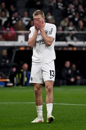 17 04 2025, xpsx, Football UEFA Europa League, Eintracht Frankfurt Tottenham Hotspur v l Rasmus Kristensen Eintracht Frankfurt Disappointed, sad, frustrated DFL DFB REGULATIONS PROHIBIT ANY USE OF PHOTOGRAPHS as IMAGE SEQUENCES and or QUASI VIDEO Frankfurt am Main