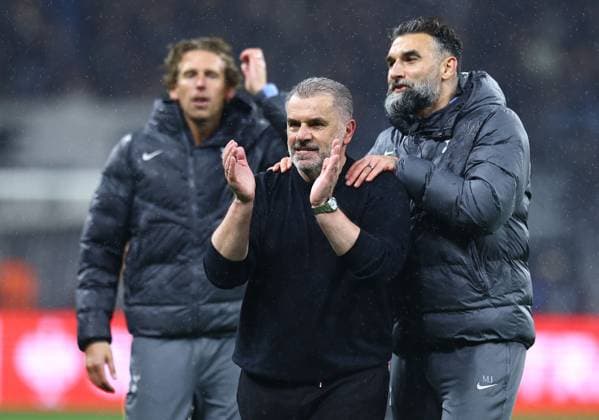 Ange Postecoglou manager of Tottenham Hotspur celebrates after the match Eintracht Frankfurt v Tottenham Hotspur, UEFA Europa League, Quarter Final, Second Leg, Football, Deutsche Bank Park, Frankfurt, Germany - 17 Apr 2025 EDITORIAL USE ONLY No use with unauthorised audio, video, data, fixture lists, club league logos or live services. Online in-match use limited to 120 images, no video emulation. No use in betting, games or single club league player publications. Copyright: xMichaelxZemanek Shutterstockx 15253955ad