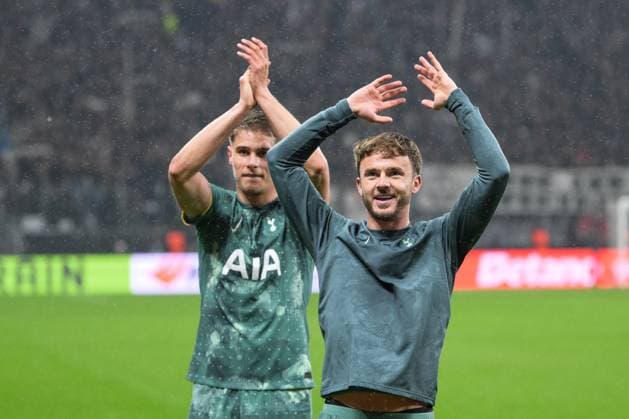 Soccer, UEFA Europa League, 20250417, SG Eintracht Frankfurt Tottenham Hotspur In the picture James MADDISON Tottenham, 10 final cheer Frankfurt Deutsche Bank Park Hessen Germany Copyright: Passion2Press MarkusxFischerx