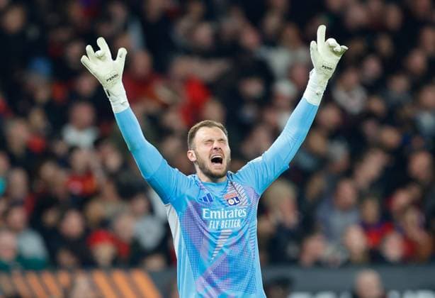 17th April 2025; Old Trafford, Manchester, England; Europa League Quarter Final Second Leg Football, Manchester United, ManU versus Lyon; Lucas Perri of Lyon celebrates after Lyon make it 2-2 in the 77th minute  ActionPlus12775654 RogerxEvans