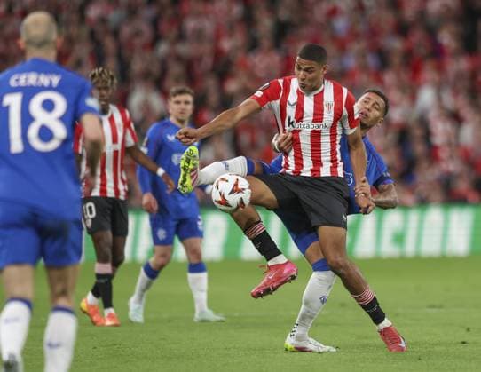 James Tavernier of Rangers during the UEFA Europa League Quarter-Final Second Leg match at Estadio de San Mames, Bilbao. Athletic Bilbao v Rangers, UEFA Europa League, Quarter Final, First Leg, Football, Estadio de San Mams, Bilbao, Spain - 17 Apr 2025 EDITORIAL USE ONLY No use with unauthorised audio, video, data, fixture lists, club league logos or live services. Online in-match use limited to 120 images, no video emulation. No use in betting, games or single club league player publications. Copyright: xNickerson RangersxF Shutterstockx 15256553cp