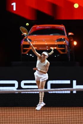 Porsche Tennis Grand Prix 2025 in Stuttgart, 17 04 2025 Ekaterina Alexandrova RUS Porsche Tennis Grand Prix 2025
