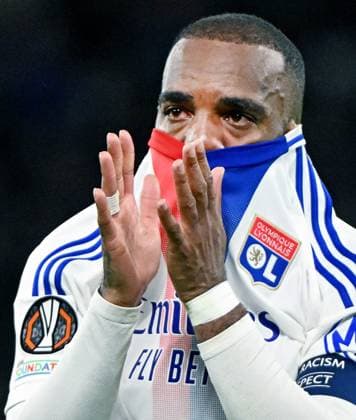 Match Europa League Manchester United, ManU - OL PHOTOPQR LE PROGRES Stéphane GUIOCHON - Manchester 17 04 2025 - Match Europa League Manchester United - OL -En Angleterre à Manchester 1 4 de finale retour de l Europa League saison 2024-2025 Manchester United - OL ici déception de Alexandre Lacazette et Paulo Fonseca l OL est eliminé Manchester France  Copyright: xPHOTOPQR LExPROGRES MAXPPPxStéphanexGUIOCHONx 20250418LPL9810 20250418LPL9810