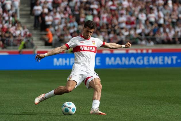 Leonidas Stergiou VfB Stuttgart, 20 GER, VfB Stuttgart vs SV Werder Bremen, Football, Men, 1 Bundesliga, Matchday 29, Season 2024 2025, 13 04 2025, DFL DFB REGULATIONS PROHIBIT ANY USE OF PHOTOGRAPHS AS IMAGE SEQUENCES AND OR QUASI VIDEO, GER, VfB Stuttgart vs SV Werder Bremen, Football, Men, 1 Bundesliga, Matchday 29, Season 2024 2025, 13 04 2025 Stuttgart Copyright: xEibner-Pressefoto WolfgangxFrankx EP_WFK