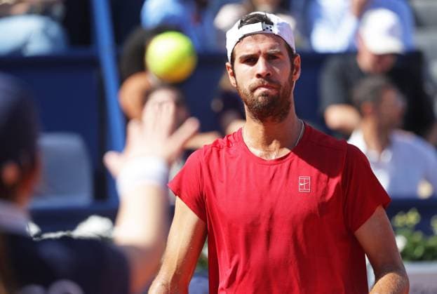 Barcelona Open Banc Sabadell 2025 - Day Five Karen Khachanov plays against Alejandro Davidovich Fokina during the quarterfinals (Day Five) of the Barcelona Open Banc Sabadell, 72nd Conde de Godo Trophy, at the Real Club Tennis Barcelona 1899, in Barcelona, Spain, on April 18, 2025. Barcelona Spain  Copyright: xUrbanandsportx originalFilename:urbanandsport-khachano250418_npcl7.jpg