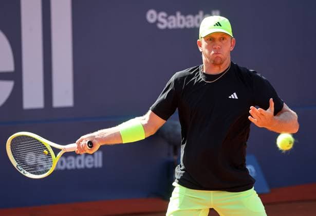 Barcelona Open Banc Sabadell 2025 - Day Five Alejandro Davidovich Fokina plays against Karen Khachanov during the quarterfinals (Day Five) of the Barcelona Open Banc Sabadell, 72nd Conde de Godo Trophy, at the Real Club Tennis Barcelona 1899, in Barcelona, Spain, on April 18, 2025. Barcelona Spain  Copyright: xUrbanandsportx originalFilename:urbanandsport-khachano250418_npF2p.jpg