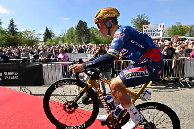 Brabantse Pijl 2025 cycling race OVERIJSE, BELGIUM - APRIL 18 : Evenepoel Remco (BEL) of Soudal - Quick Step pictured during the 65th edition of the Brabantse Pijl, an UCI individual Road cycling, Rad, Radsport, Strasse race with start in Beersel and finish in Overijse after 162,6 km, organized by Flanders Classics on April 18, 2025 in Overijse, Belgium, 18 04 2025 Overijse Belgium  Copyright: xJanxDexMeuleneirx