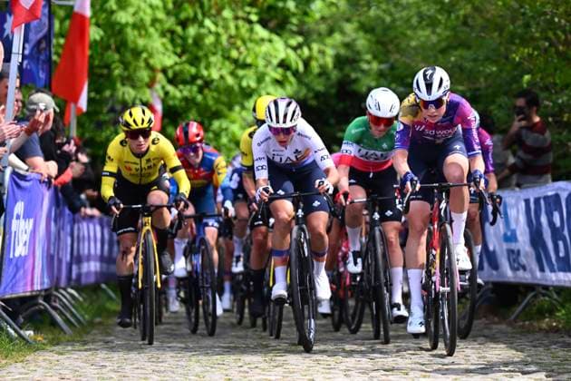 Brabantse Pijl Women 2025 cycling race OVERIJSE, BELGIUM - APRIL 18 : Bredewold Mischa (NED) of Team SD Worx - Protime during the Women Elite UCI 1.Pro 65th Flanders Classics Brabantse Pijl Women cycling race with start in Beersel and finish in Overijse (125,7 km) on April 18, 2025 in Overijse, Belgium, 18 04 2025 ( Motordriver Serge Seynaeve & Overijse Belgium  Copyright: xTomasxSiskx