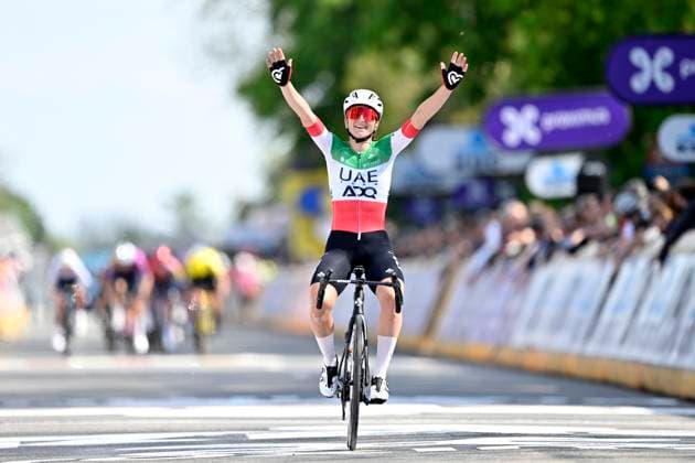 Brabantse Pijl Women 2025 cycling race OVERIJSE, BELGIUM - APRIL 18 : Longo Borghini Elisa (ITA) of UAE Team ADQ during the Women Elite UCI 1.Pro 65th Flanders Classics Brabantse Pijl Women cycling race with start in Beersel and finish in Overijse (125,7 km) on April 18, 2025 in Overijse, Belgium, 18 04 2025 ( Motordriver Serge Seynaeve & Overijse Belgium  Copyright: xJanxDexMeuleneirx