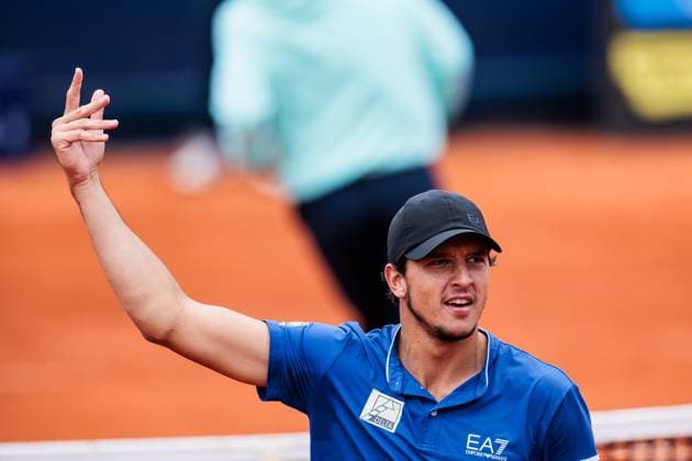 BMW Open Munich ATP 500 18 04 2025 Luciano Darderi Italy in match against Ben Shelton USA BMW Open by Bitpanda Munich ATP 500 Day 7, Munich, MTTC Iphitos on 18 04 2025 Copyright: xBEAUTIFULxSPORTS Wunderlx