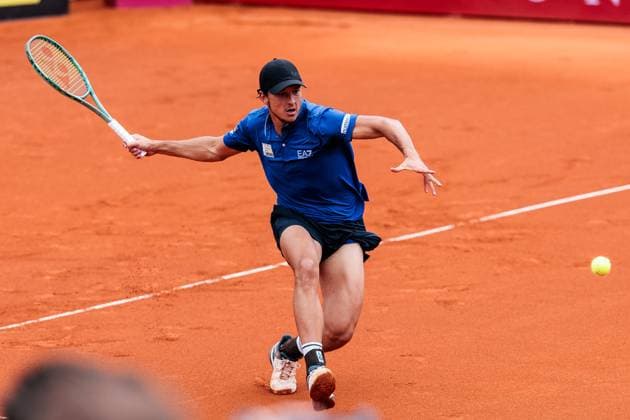 BMW Open Munich ATP 500 18 04 2025 Luciano Darderi Italy in match against Ben Shelton USA BMW Open by Bitpanda Munich ATP 500 Day 7, Munich, MTTC Iphitos on 18 04 2025 Copyright: xBEAUTIFULxSPORTS Wunderlx