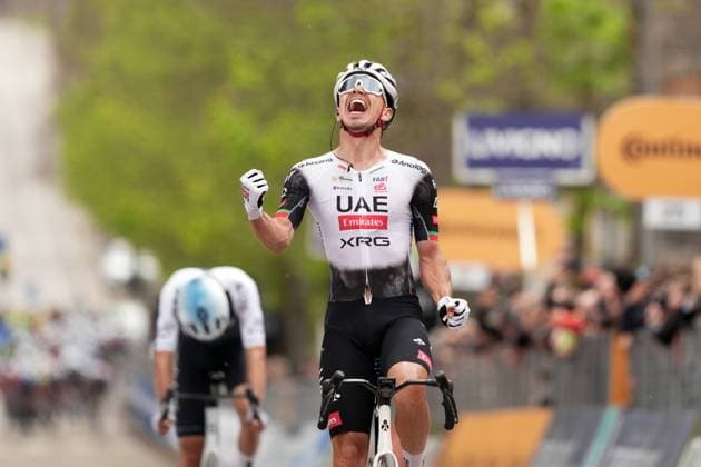 Alves Oliveira Ivo Emanuel Of Uae Team Emirates Xrg wins the final stage during the Giro d™Abruzzo, final stage from Corropoli to Isola del Gran Sasso (Santuario di San Gabriele (164 km) - Abruzzo, Italy - Friday, April 18, 2025. - cycling .  Copyright: xMassimoxPaolone LaPressex