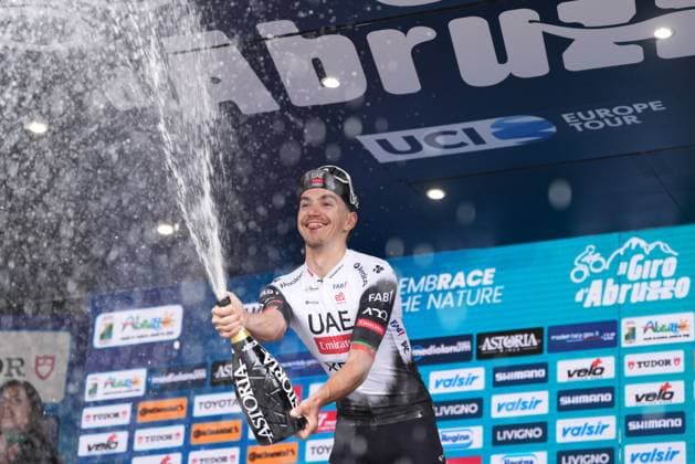 Alves Oliveira Ivo Emanuel Of Uae Team Emirates Xrg on the podium during the Giro d™Abruzzo, final stage from Corropoli to Isola del Gran Sasso (Santuario di San Gabriele (164 km) - Abruzzo, Italy - Friday, April 18, 2025. - cycling .  Copyright: xMassimoxPaolone LaPressex