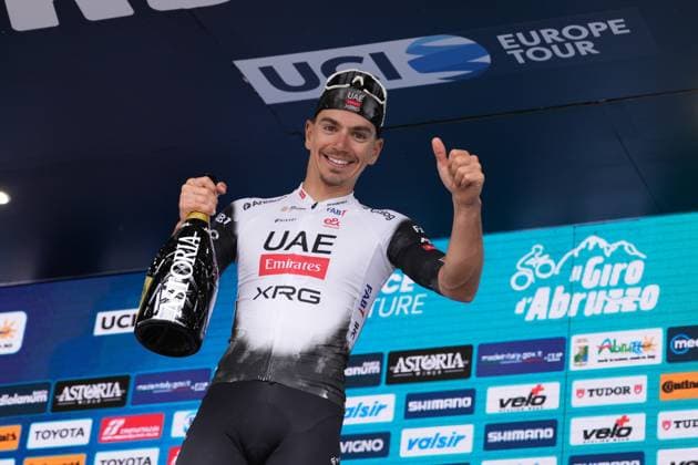 Alves Oliveira Ivo Emanuel Of Uae Team Emirates Xrg wins the final stage during the Giro d™Abruzzo, final stage from Corropoli to Isola del Gran Sasso (Santuario di San Gabriele (164 km) - Abruzzo, Italy - Friday, April 18, 2025. - cycling .  Copyright: xMassimoxPaolone LaPressex