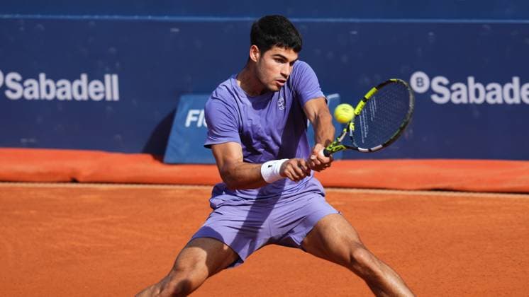 Barcelona, Spain, Barcelona Open Banc Sabadell 2025, ATP, Tennis Herren 500 match, Quarter-Finals between Carlos Alcaraz and Alex de Minaur, Real Club de Tenis Barcelona, Barcelona, Spain, 18 abril 2025 Copyright: xBaguxBlancox xPressinphotox