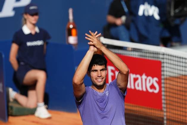 Barcelona, Spain, Barcelona Open Banc Sabadell 2025, ATP, Tennis Herren 500 match, Quarter-Finals between Carlos Alcaraz and Alex de Minaur, Real Club de Tenis Barcelona, Barcelona, Spain, 18 abril 2025 Copyright: xBaguxBlancox xPressinphotox