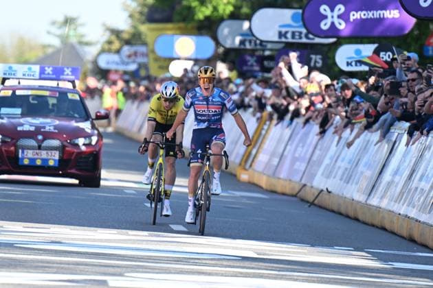18-04-2025 Brabantse Pijl; 2025, Soudal - Quick Step; 2025, Visma - Lease A Bike; Evenepoel, Remco; Van Aert, Wout; Overijse; 