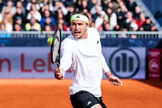 BMW Open Munich ATP 500 18 04 2025 Alexander Zverev Germany in match against Tallon Griekspoor Netherlands BMW Open by Bitpanda Munich ATP 500 Day 7, Munich, MTTC Iphitos on 18 04 2025 Copyright: xBEAUTIFULxSPORTS Wunderlx