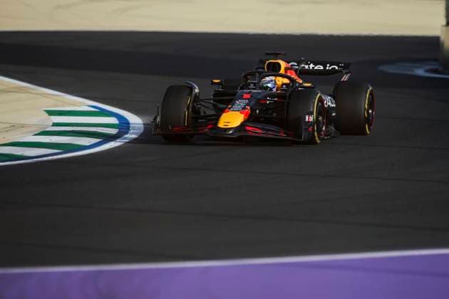 F1 - SAUDI ARABIAN GRAND PRIX 2025 01 VERSTAPPEN Max (nld), Red Bull Racing RB21, action during the Formula 1 STC Saudi Arabian Grand Prix 2025, 5th round of the 2025 FIA Formula One World Championship, WM, Weltmeisterschaft from April 18 to 20, 2025 on the Jeddah Corniche Circuit, in Jeddah, Saudi Arabia - JeddahSaudi Arabia  Copyright: xXavixBonillax