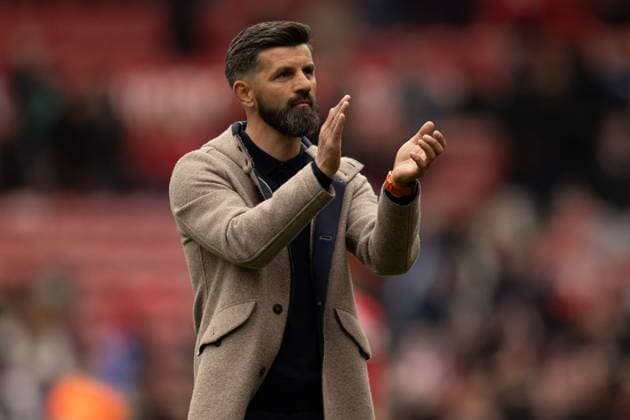 Middlesbrough v Plymouth Argyle, Middlesbrough, UK - 18 Apr 2025 Miron Muslic Manager of Plymouth Argyle looks dejected during the Championship match between Middlesbrough and Plymouth Argyle at The Riverside Stadium, Middlesbrough on 18 April 2025 ( Copyright: xJakexManuell PPAUKx PPA-180843
