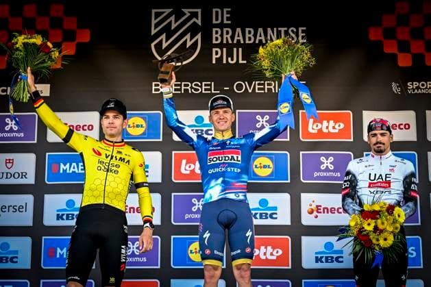Brabantse Pijl 2025 cycling race OVERIJSE, BELGIUM - APRIL 18 : Van Aert Wout (BEL) of Team Visma - Lease a Bike, Evenepoel Remco (BEL) of Soudal - Quick Step and Morgado António (POR) of UAE Team Emirates - XRG during the Men Elite UCI 1.Pro 65th Flanders Classics Brabantse Pijl cycling race with start in Beersel and finish in Overijse (175,4 km) on April 18, 2025 in Overijse, Belgium, 18 04 2025 ( Motordriver Kenny Verfaillie & Overijse Belgium  Copyright: xJanxDexMeuleneirx
