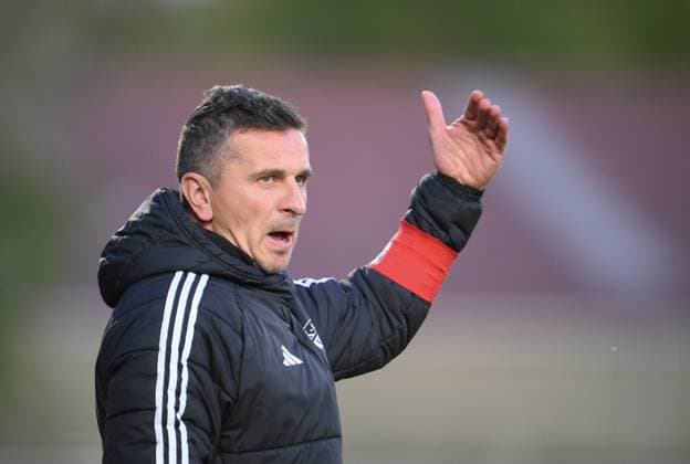 Eupen s head coach Mersad Selimbegovic reacts during a soccer game between Patro Eisden Maasmechelen and KAS Eupen, Friday 18 April 2025 in Maasmechelen, on the 30th and last day of the 2024-2025 Challenger Pro League 1B second division of the Belgian championship. JOHNxTHYS  x121180256x