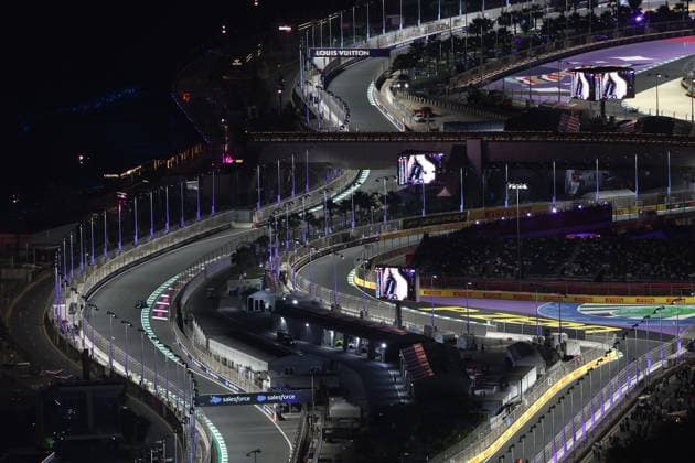 Sport Bilder des Tages F1 Saudi Arabian Grand Prix 2025 Practice 2 A view during second practice ahead of the Formula 1 Saudi Arabian Grand Prix at Jeddah Corniche Circuit in Jeddah, Saudi Arabia on April 18, 2025. Jeddah Saudi Arabia  Copyright: xJakubxPorzyckix originalFilename:porzycki-f1saudia250418_npNjS.jpg