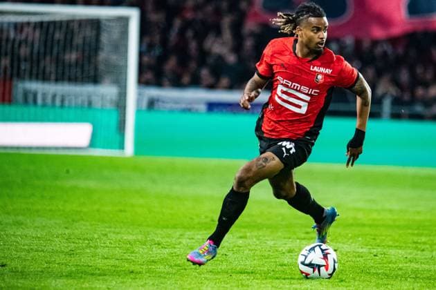 Football, VfB Stuttgart signs Lorenz Assignon from Stade Rennes
