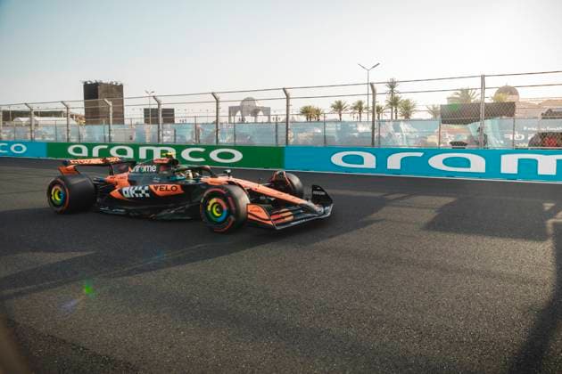 Formula 1 STC Saudi Arabian Grand Prix 2025 Salahuddin Asad OVERTAKE MAXPPP - Jeddah 18 04 2025 04 NORRIS Lando (gbr), McLaren F1 Team, action during the Formula 1 STC Saudi Arabian Grand Prix 2025, the 5th round of the 2025 FIA Formula 1 World Championship, WM, Weltmeisterschaft on the Jeddah Corniche Circuit from April 17 to 20, 2025, in Jeddah, Saudi Arabia Jeddah Saudi Arabia  Copyright: xOVERTAKE MAXPPPxSalahuddinxAsadx OVT202504182054 OVT202504182054