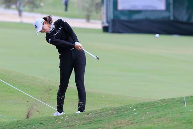 April 18, 2025, Los Angeles, California, USA: Saki Baba makes an out of bounds shot during the second round of the JM Eagle LA Championship presented by Plastpro on Friday April 18, 2025 at El Caballero Country Club in Tarzana, California. ARIANA RUIZ PI Los Angeles USA - ZUMAp124 20250418_zaa_p124_036 Copyright: xArianaxRuizx