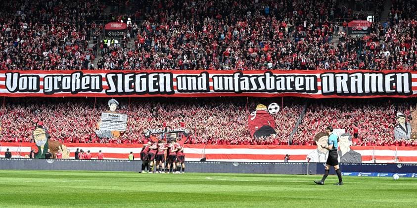 19 04 2024 Soccer Season 2024 2025 2 Soccer Bundesliga 30 Matchday 1 FC Nürnberg FCN Club SC Paderborn 07 SCP Sportfoto Zink xwoxzix DFL regulations prohibit any use of photographs as image sequences and or quasi video only for editorial use Teamkreis Mannschaft Team FCN Choreo Choreografie